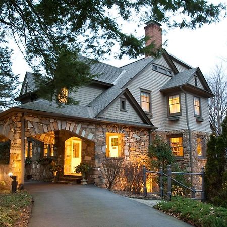 North Lodge On Oakland Bed And Breakfast แอชวิลล์ ภายนอก รูปภาพ