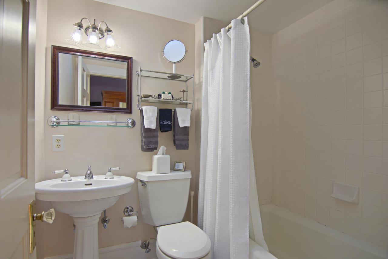 North Lodge On Oakland Bed And Breakfast แอชวิลล์ ภายนอก รูปภาพ