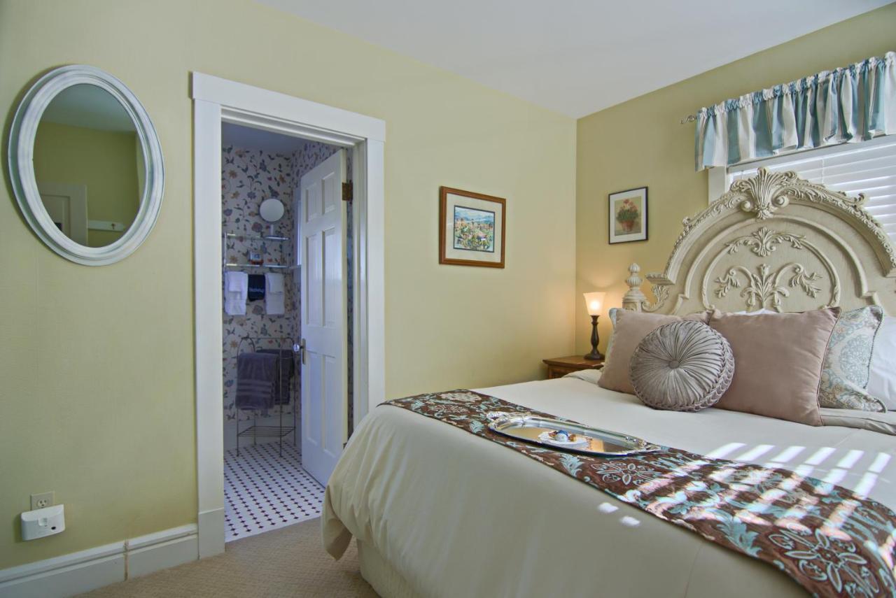 North Lodge On Oakland Bed And Breakfast แอชวิลล์ ภายนอก รูปภาพ